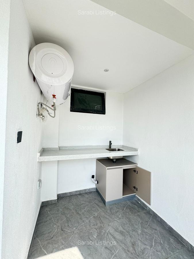 4 Bed Apartment with En Suite in Kileleshwa - 4