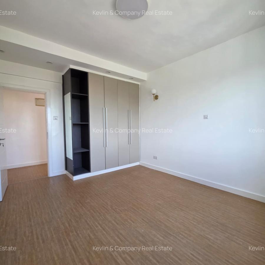 4 Bed Apartment with En Suite in Lavington - 11