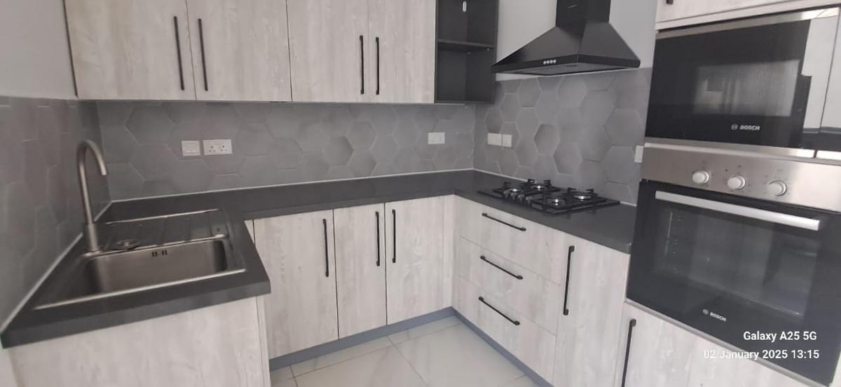 1 Bed Apartment with En Suite at Rhapta Rd - 11