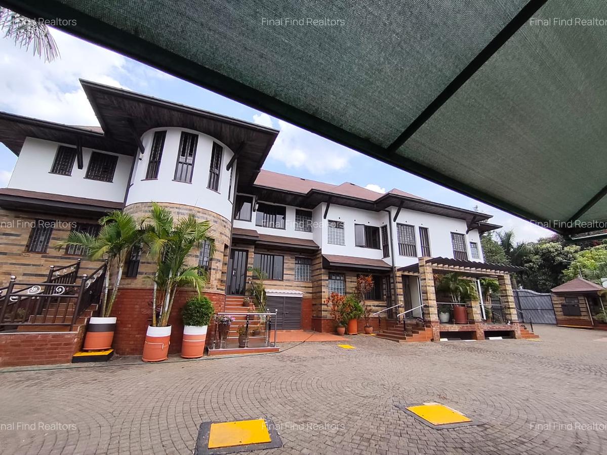 Serviced 2 Bed Apartment with Backup Generator in Runda - 3