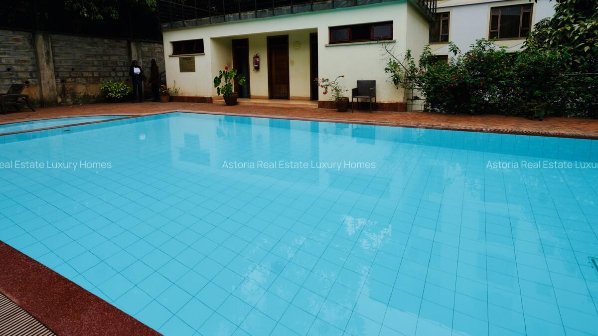 3 Bed Apartment with En Suite at 2026-536 3 Bed - 11