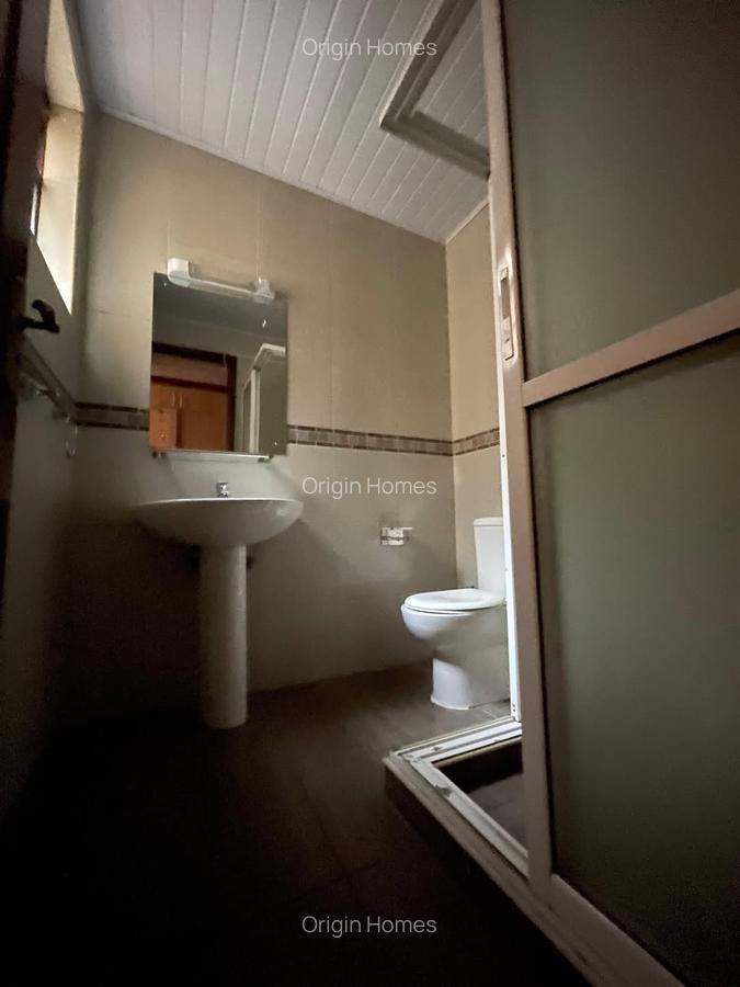2 Bed Apartment with En Suite at Riverside Drive - 11