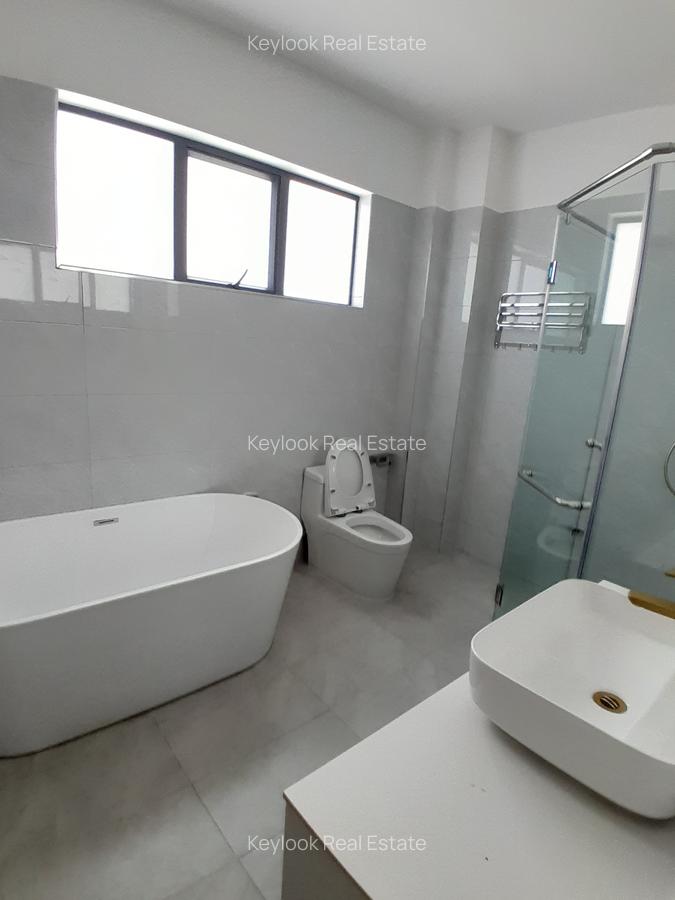 4 Bed Apartment with En Suite at Ole Dume Road - 7