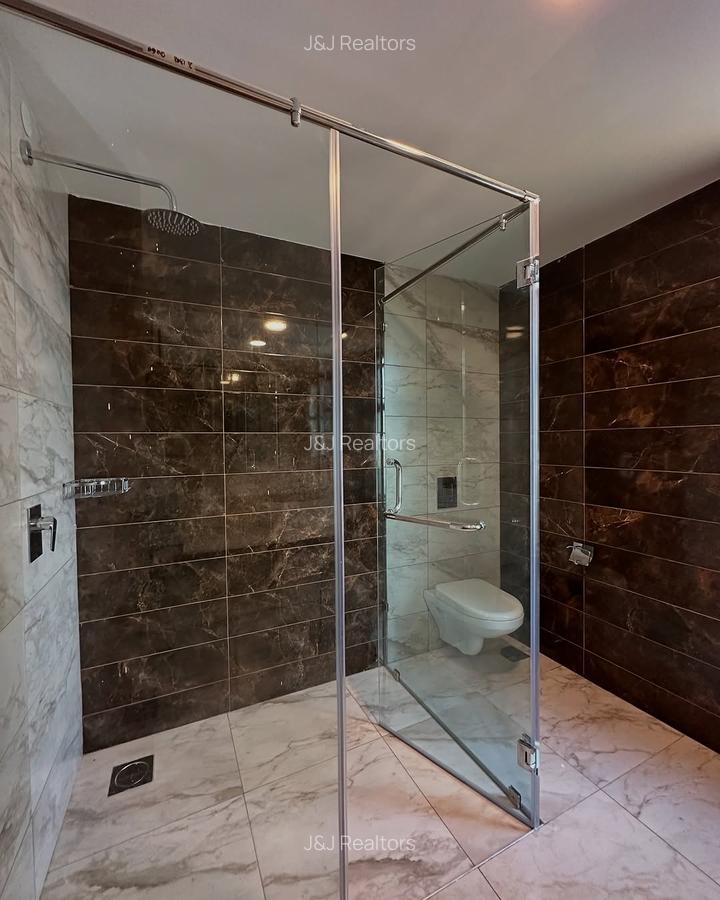 3 Bed Apartment with En Suite in Westlands Area - 7