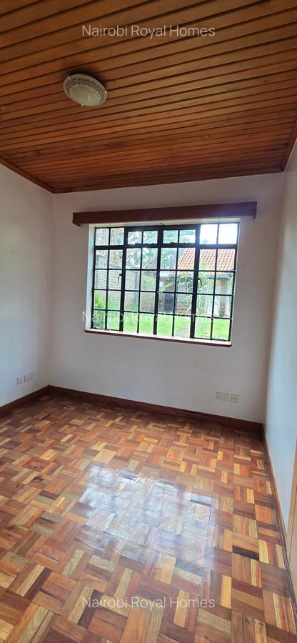 5 Bed Townhouse with En Suite at Ndoto Road - 20