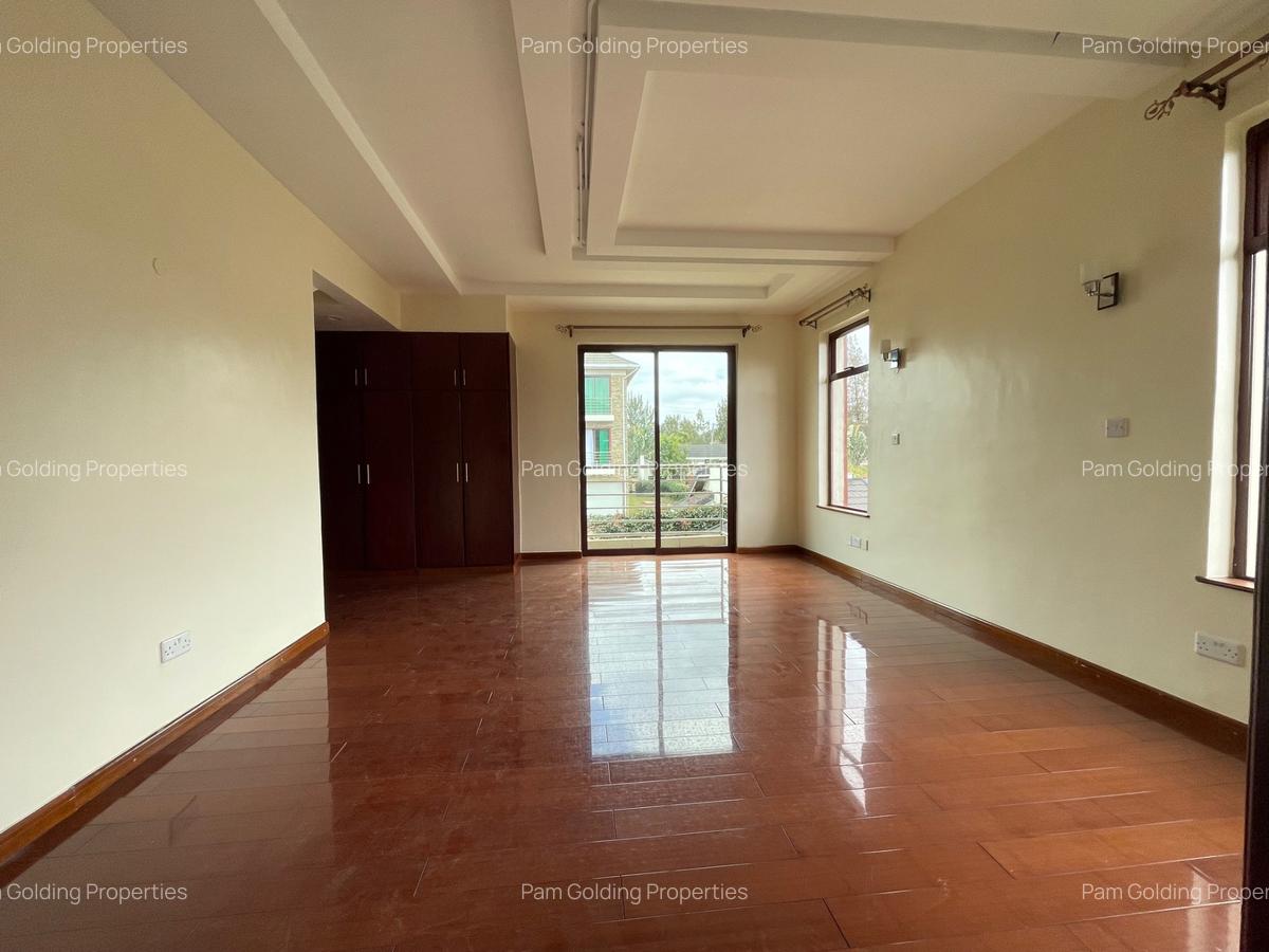 5 Bed Townhouse with En Suite in Karen - 11