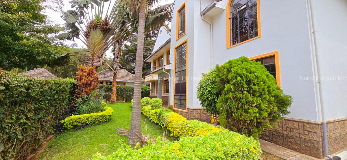 4 Bed Townhouse with En Suite at Mugumomo Road - 4