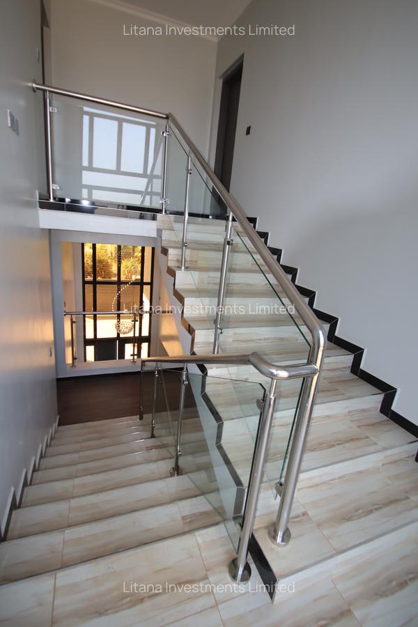 4 Bed House with En Suite in Ruiru - 16