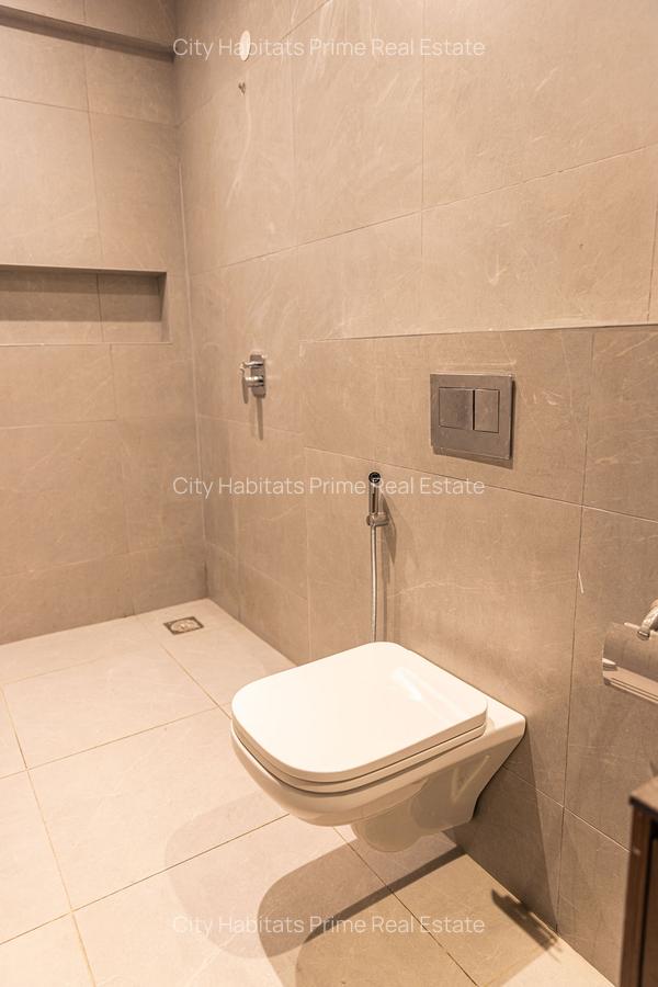 4 Bed Apartment with En Suite in Westlands Area - 9