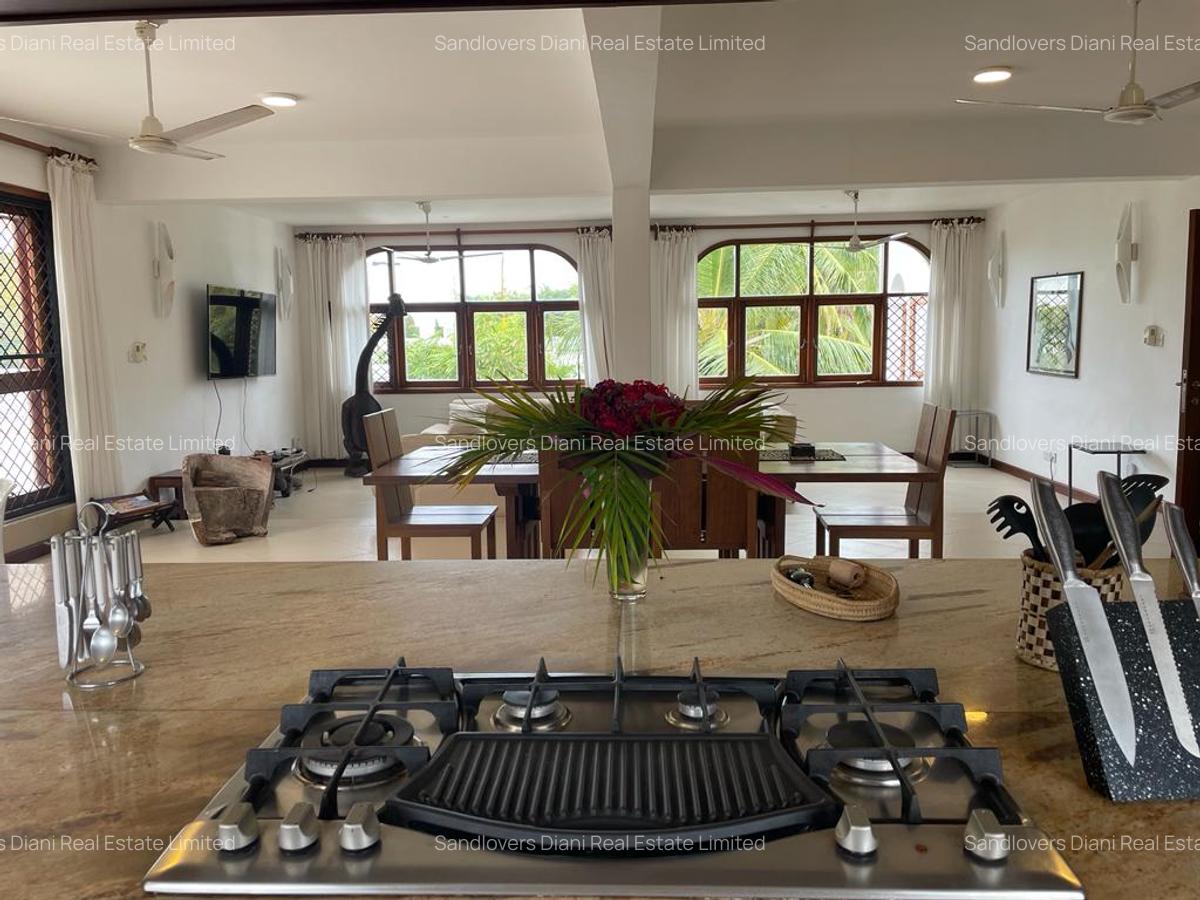 Furnished 1 Bed Apartment with En Suite in Diani - 6