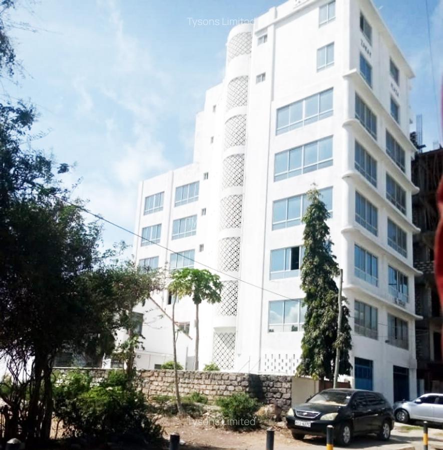 4 Bed House with En Suite in Kizingo - 1