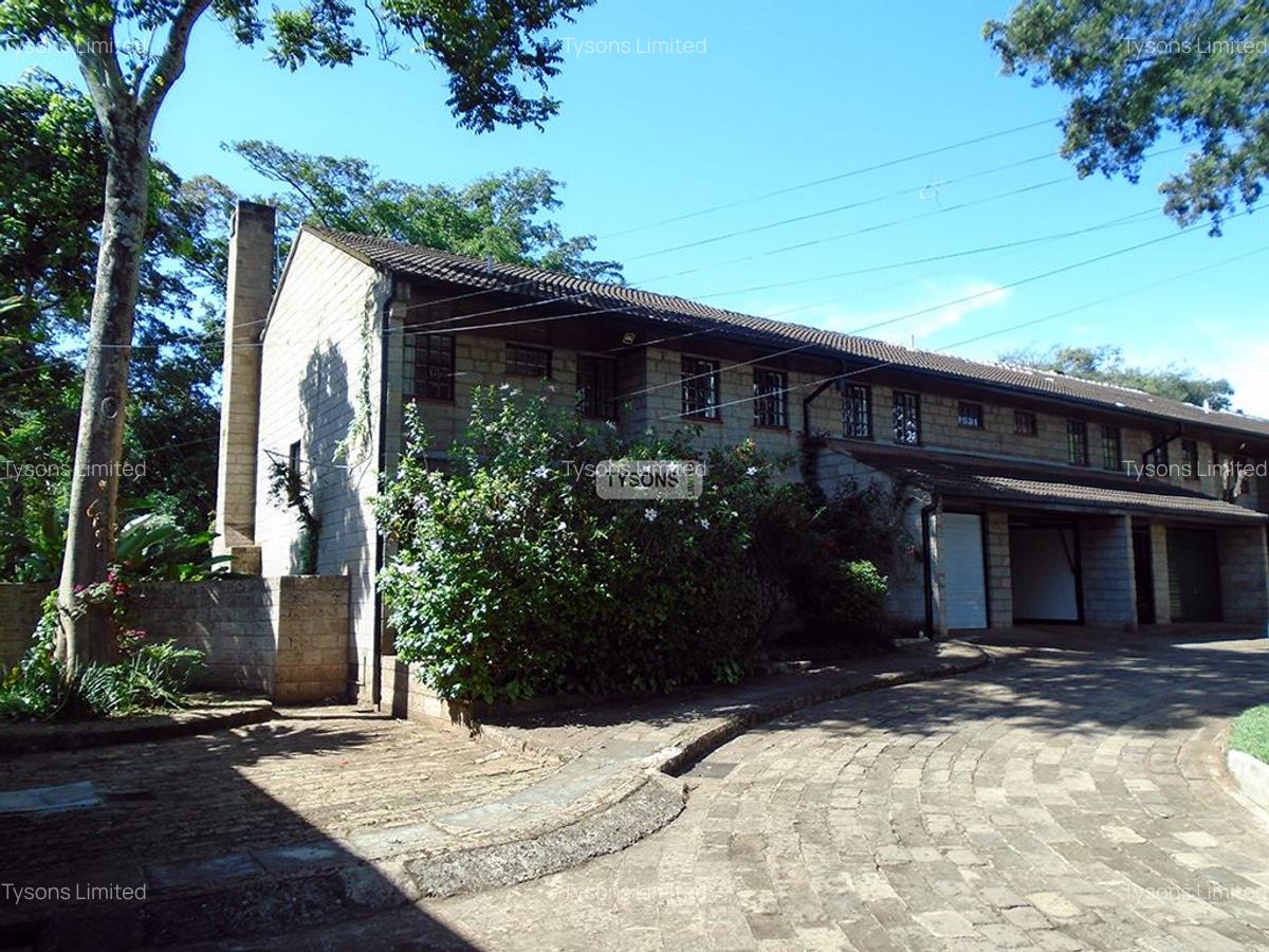 4 Bed Townhouse with En Suite in Muthaiga - 13