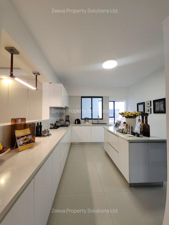 5 Bed Apartment with En Suite in Lavington - 3