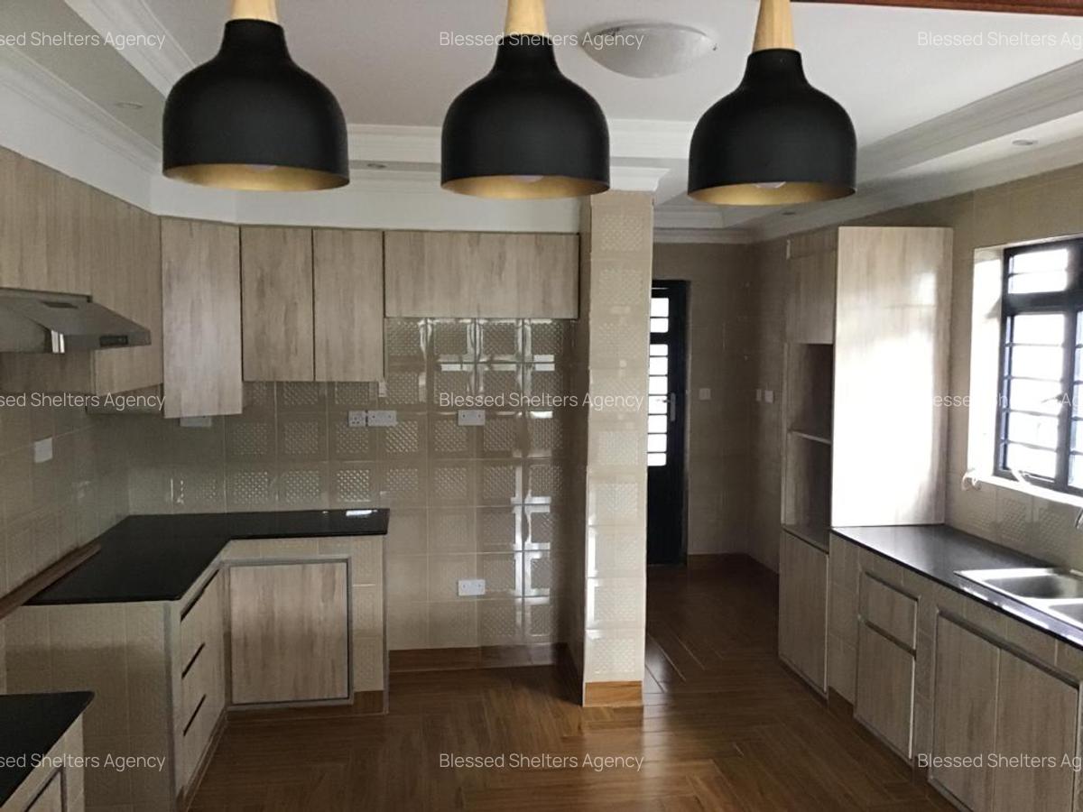 4 Bed Villa with En Suite in Kiambu Road - 16
