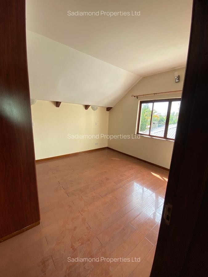 5 Bed Villa with En Suite in Karen - 17