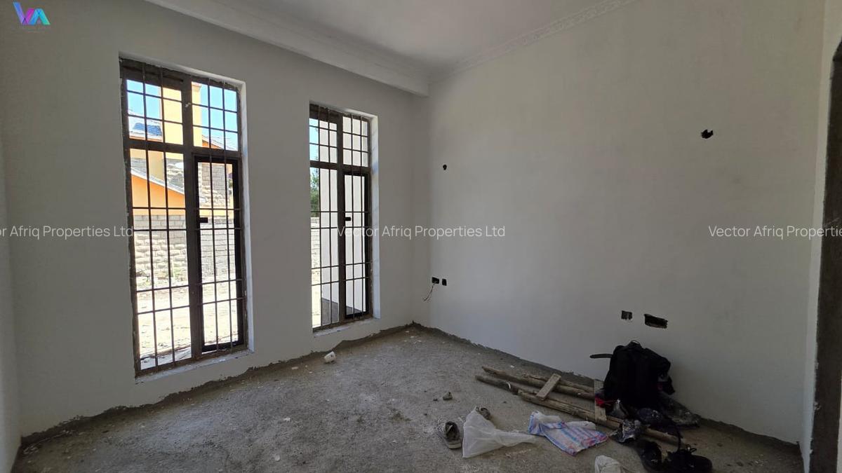 4 Bed Townhouse with En Suite in Kitengela - 10