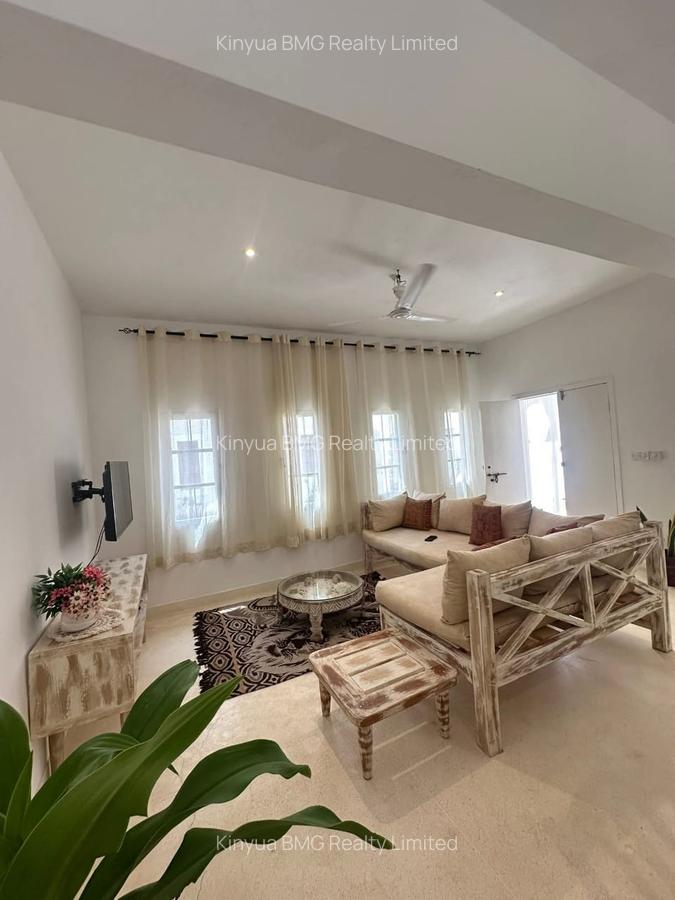 Serviced 2 Bed Apartment with En Suite in Malindi - 1