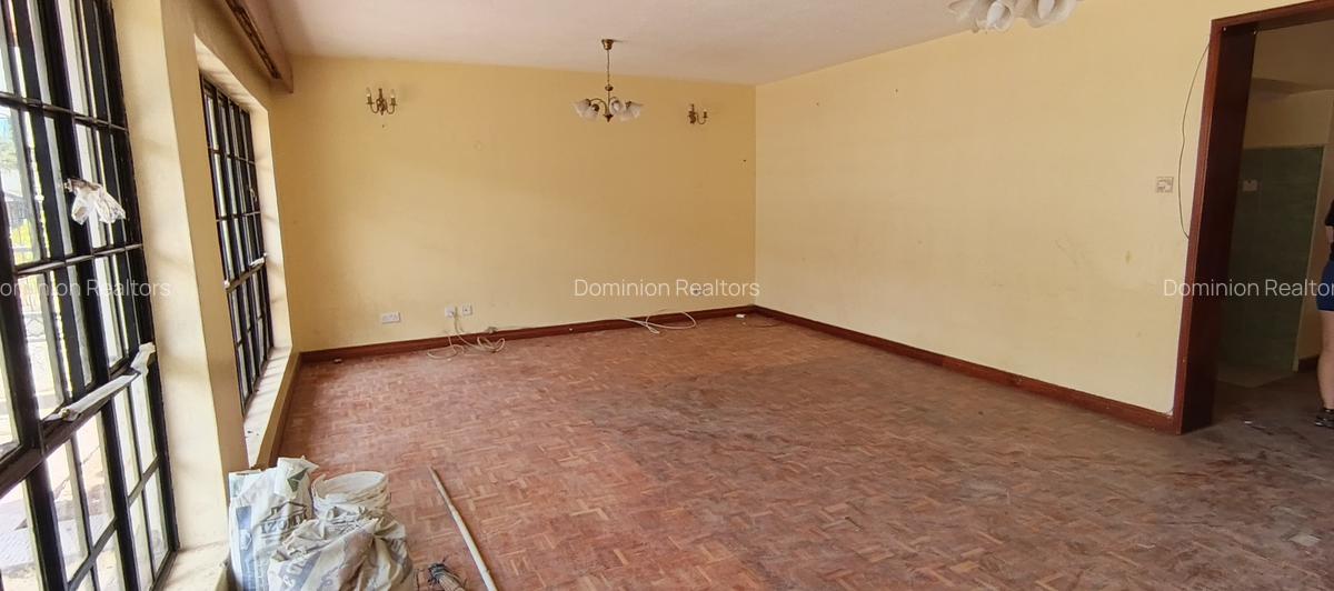 5 Bed Villa with En Suite at Matundu Lane - 14