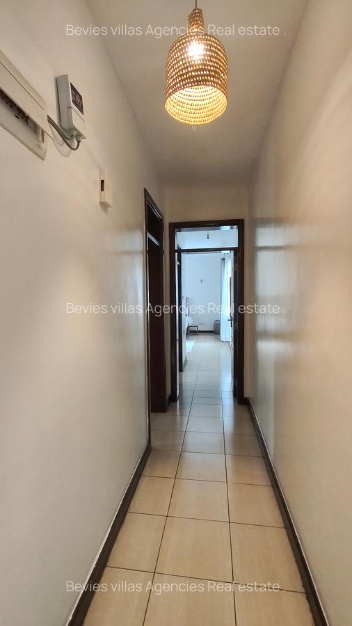 2 Bed Apartment with En Suite at Brookside - 7
