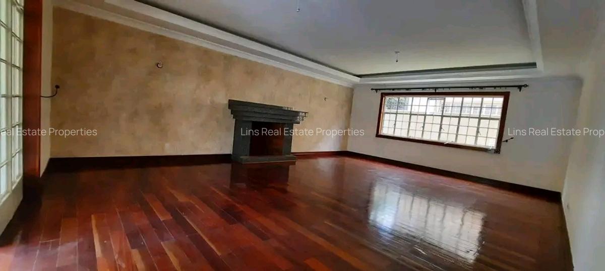 5 Bed Townhouse with En Suite in Lavington - 5