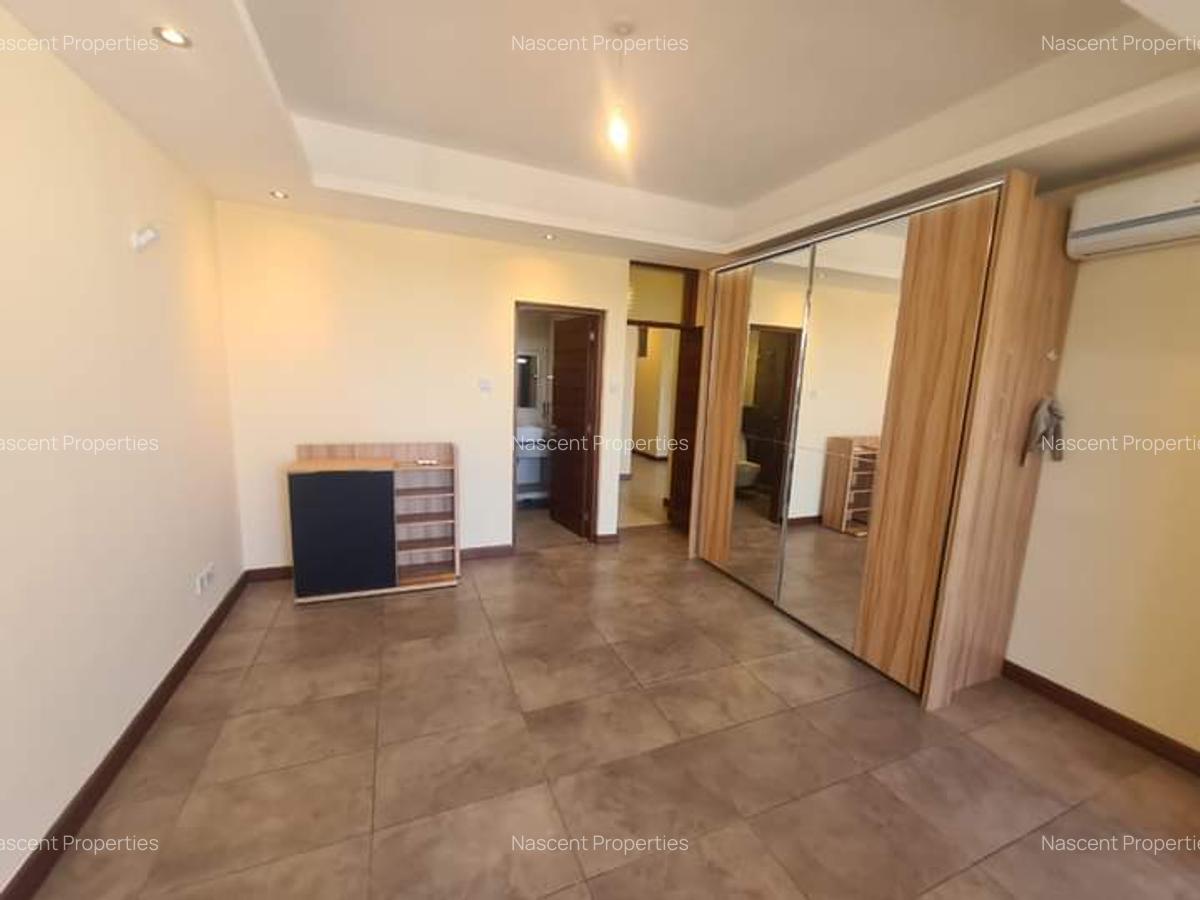 2 Bed Apartment with En Suite in Spring Valley - 7