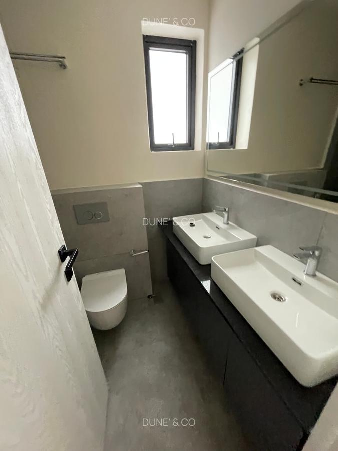 4 Bed Apartment with En Suite in Westlands Area - 16