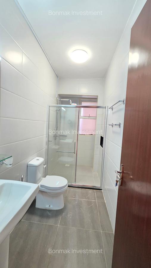 3 Bed Apartment with En Suite at General Mathenge - 16