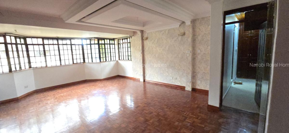 5 Bed Townhouse with En Suite at Lavington Green - 18