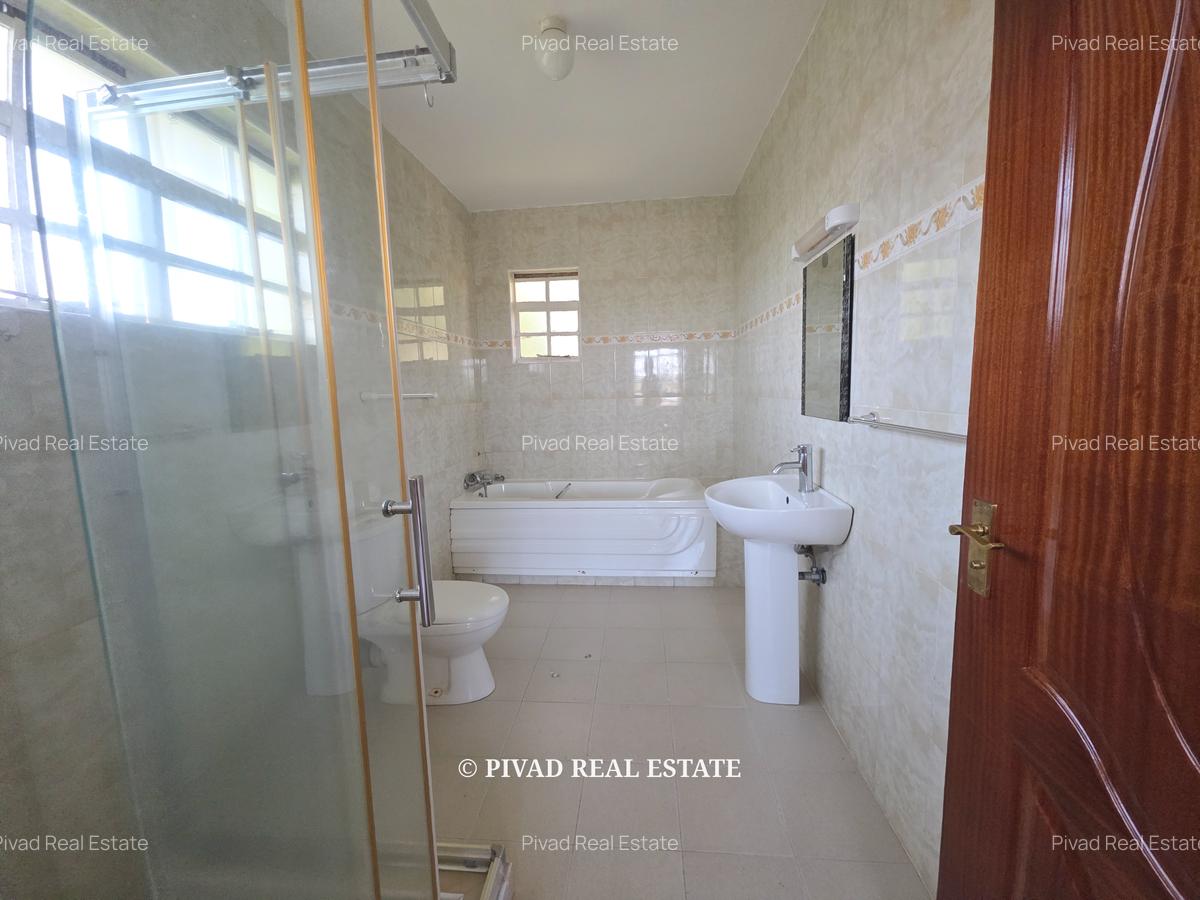 4 Bed Townhouse with Garden in Runda - 13