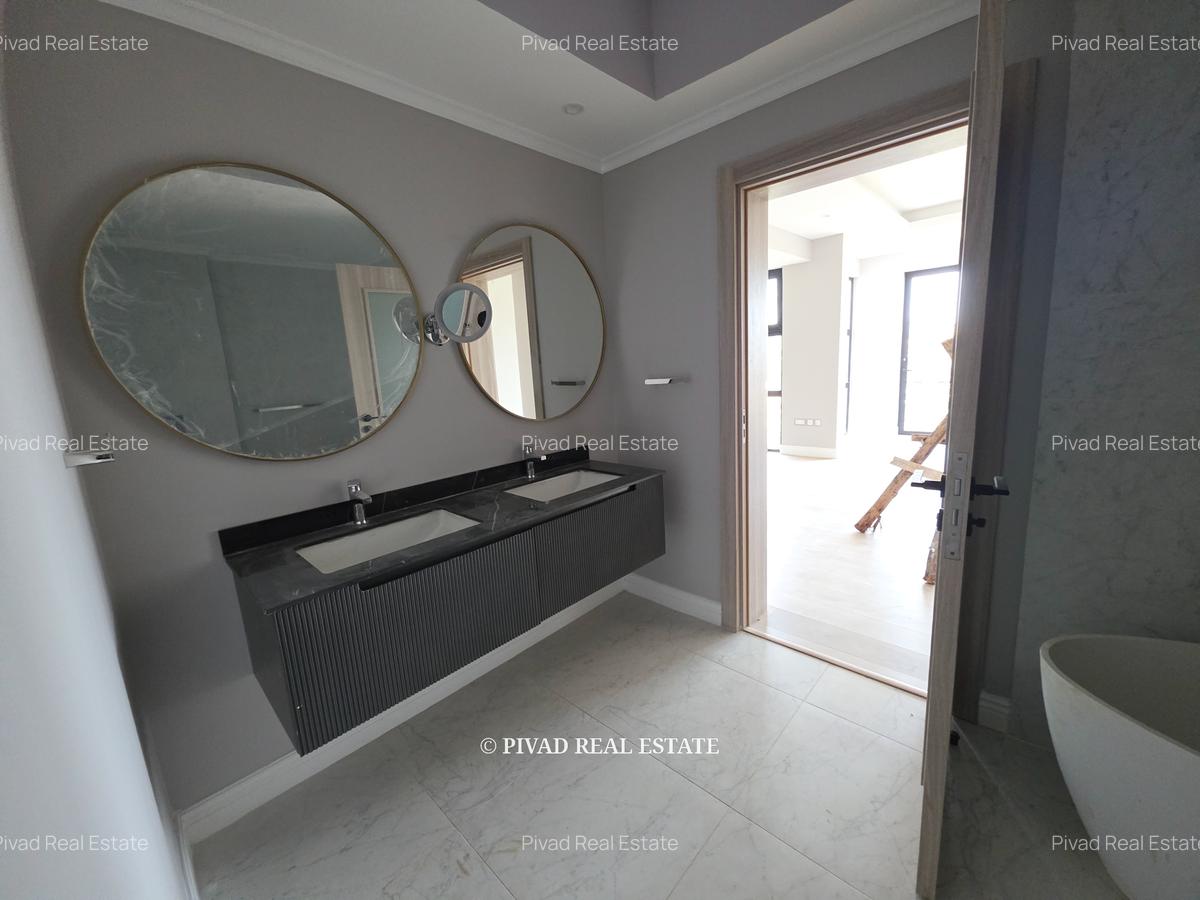 3 Bed Townhouse with Swimming Pool in Runda - 5