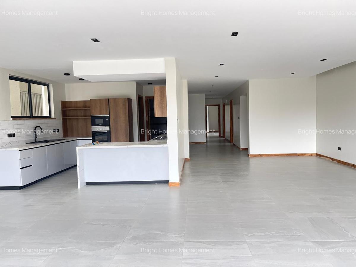 Serviced 4 Bed Apartment with En Suite in Spring Valley - 5