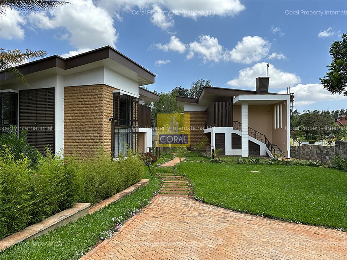 2 Bed Apartment in Ridgeways - 18