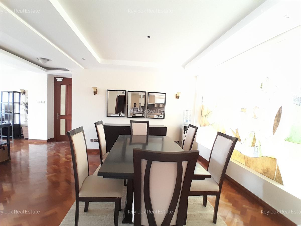 Serviced 3 Bed Apartment with En Suite at 1249 - 8