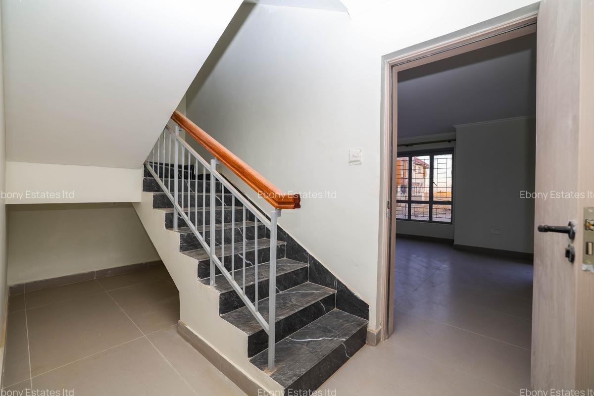 5 Bed Townhouse with En Suite at Kimalat -Enkasiti - 12
