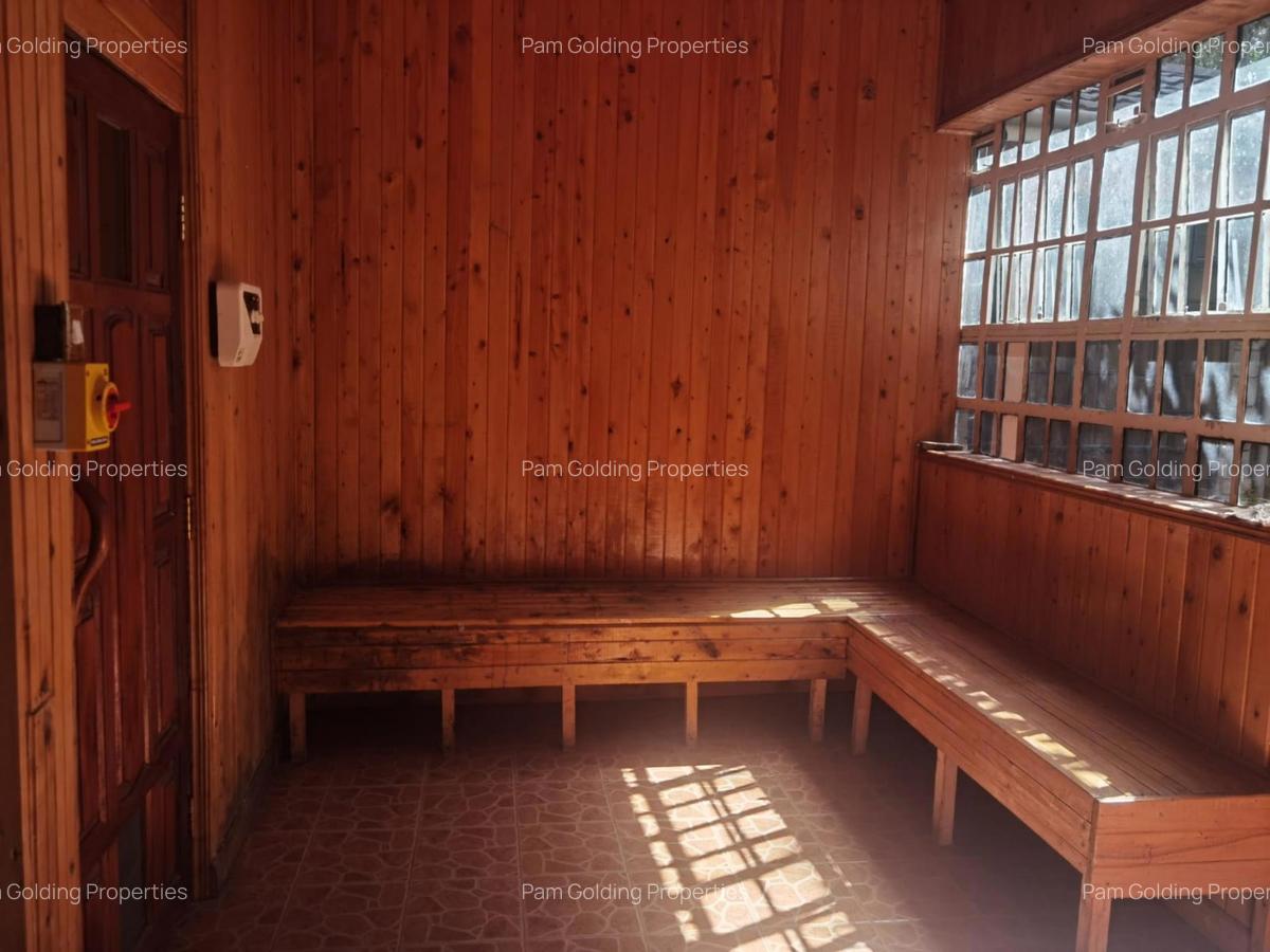 2 Bed House with En Suite in Karen - 10