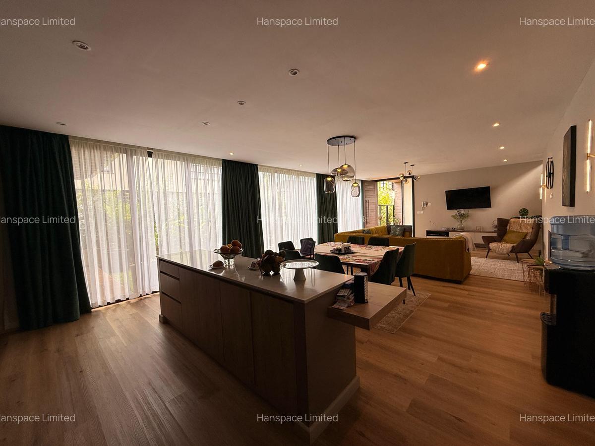 4 Bed Villa with En Suite in Kiambu Road - 11