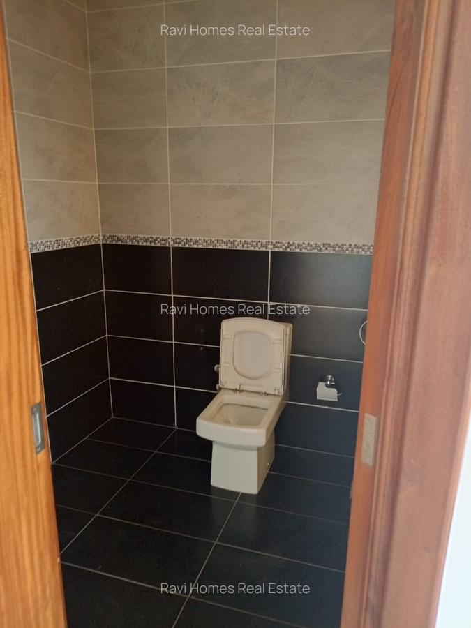 2 Bed Apartment with En Suite at St. Michael'S Road - 15