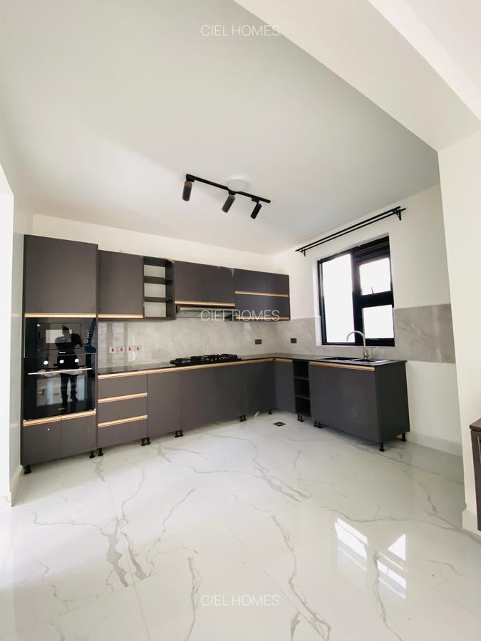 5 Bed Villa with En Suite at Kwa Kairu - 4