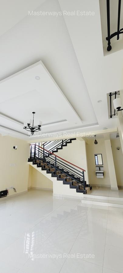 4 Bed Townhouse with En Suite at Gikambura - 14