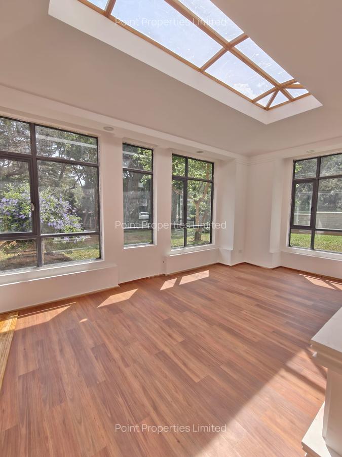 9 Bed Villa with En Suite in Karen - 3