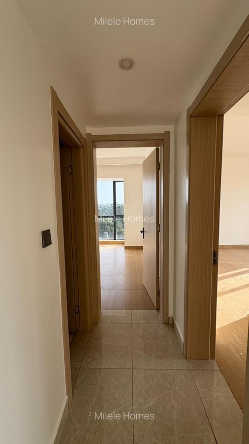 Serviced 2 Bed Apartment with En Suite at Joyland - 14