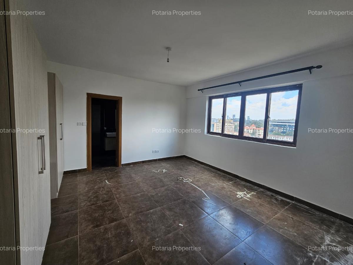 3 Bed Apartment with En Suite in Westlands Area - 5