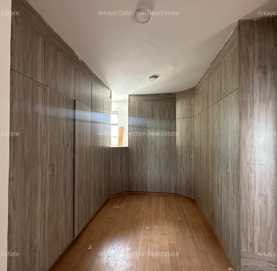 4 Bed Townhouse with En Suite in Lavington - 8