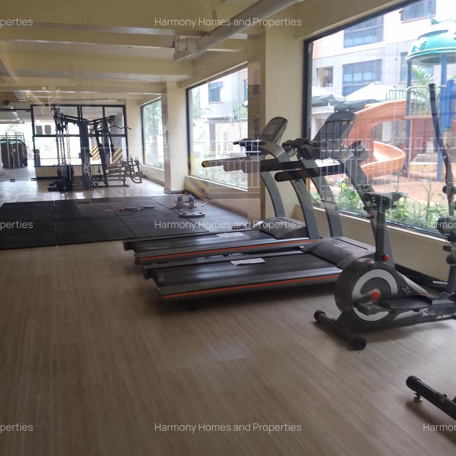 3 Bed Apartment with En Suite at Riverside - 2