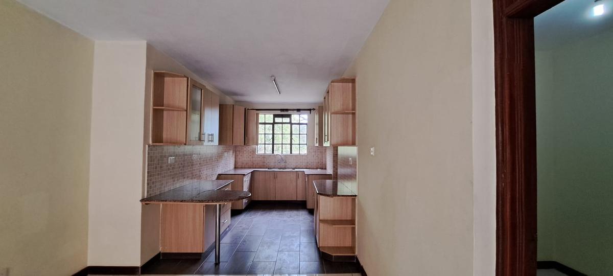 2 Bed Apartment with En Suite at Lavington - 3