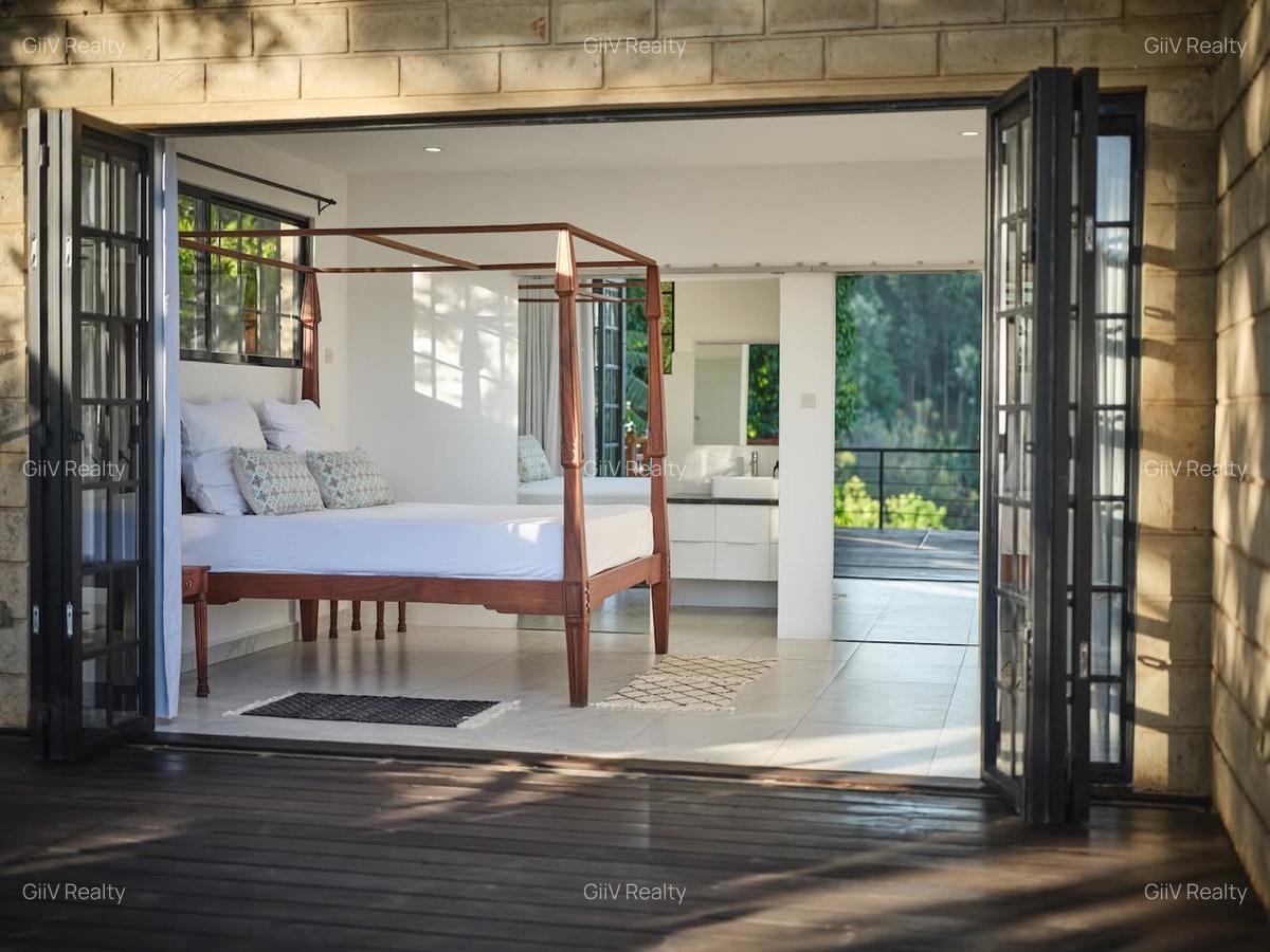 Furnished 2 Bed Apartment with Swimming Pool in Kitisuru - 11