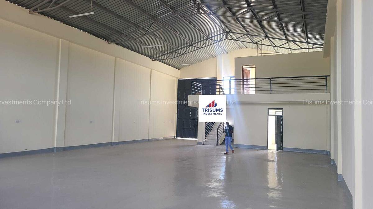 3,500 ft² Warehouse with Fibre Internet in Eastern ByPass - 4