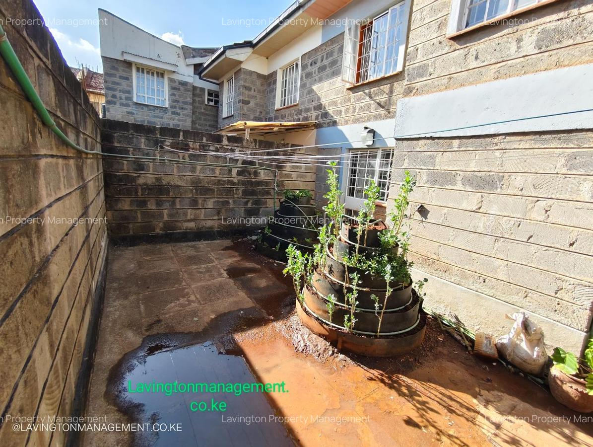 3 Bed Townhouse with En Suite at Lavington West Estate - 19