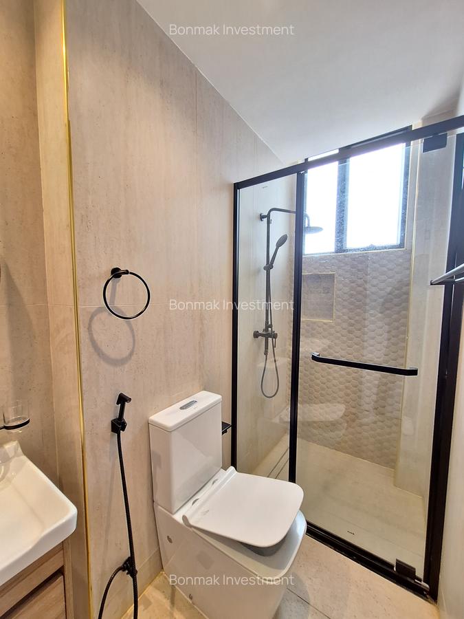 Furnished 3 Bed Apartment with En Suite at Brookside Drive - 12