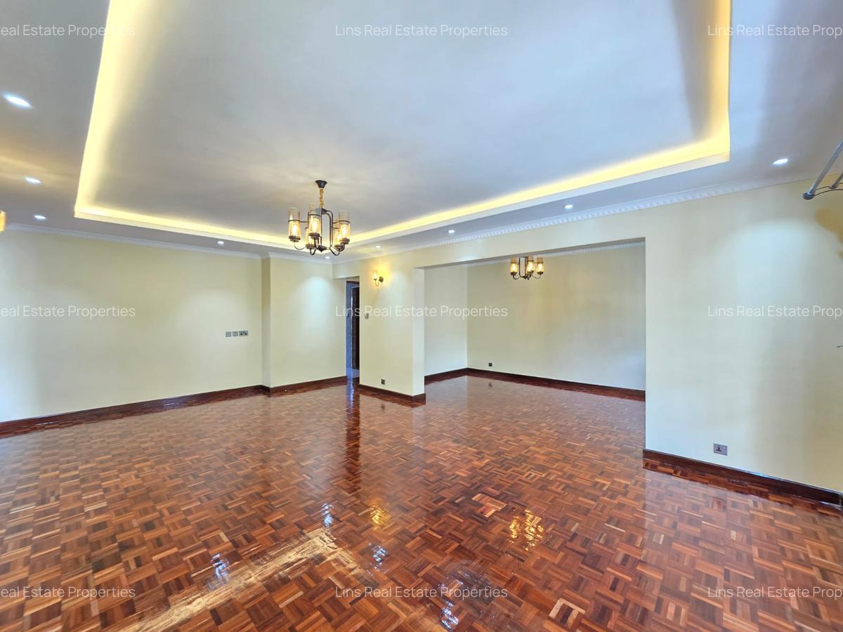 4 Bed Townhouse with En Suite in Lavington - 6